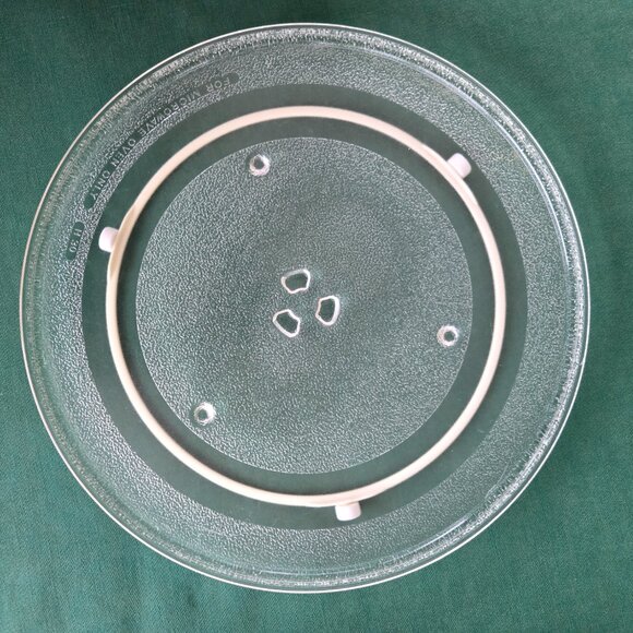 13.5-inch Glass Turntable Tray w/Turntable Ring from GE Microwave - Picture 8 of 8